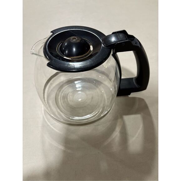 Krups Coffee Carafe, 10 cup, from the 10 cup grind and brew coffee maker - Picture 2 of 4